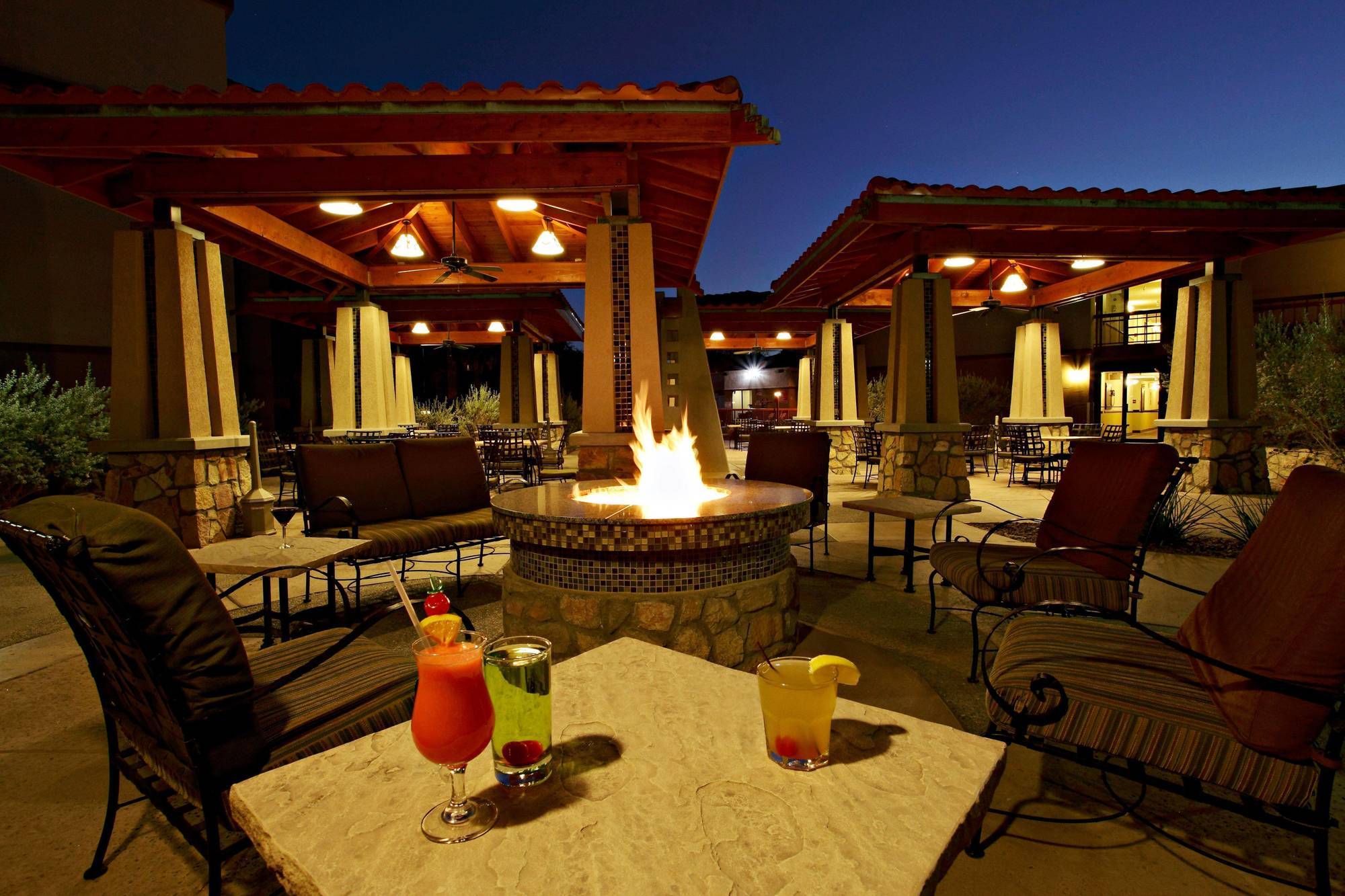 Wyndham El Paso Airport And Water Park Hotel Exterior photo